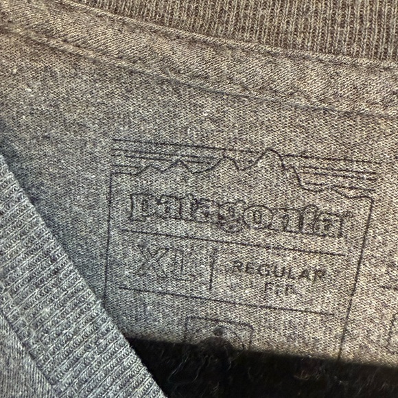 Patagonia men’s long sleeved tshirt XL - Picture 3 of 4